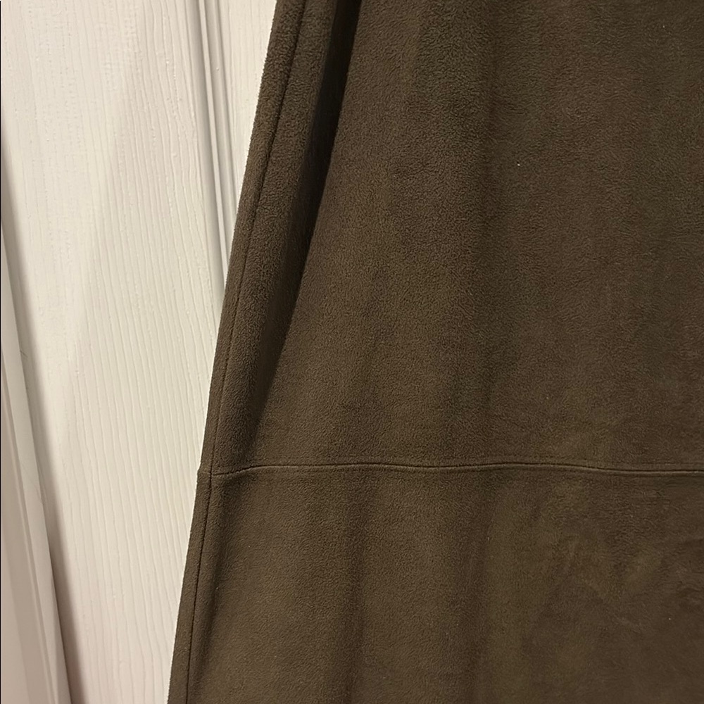 Like New! Elegant Hunters Green Women's Skirt - Picture 4 of 8